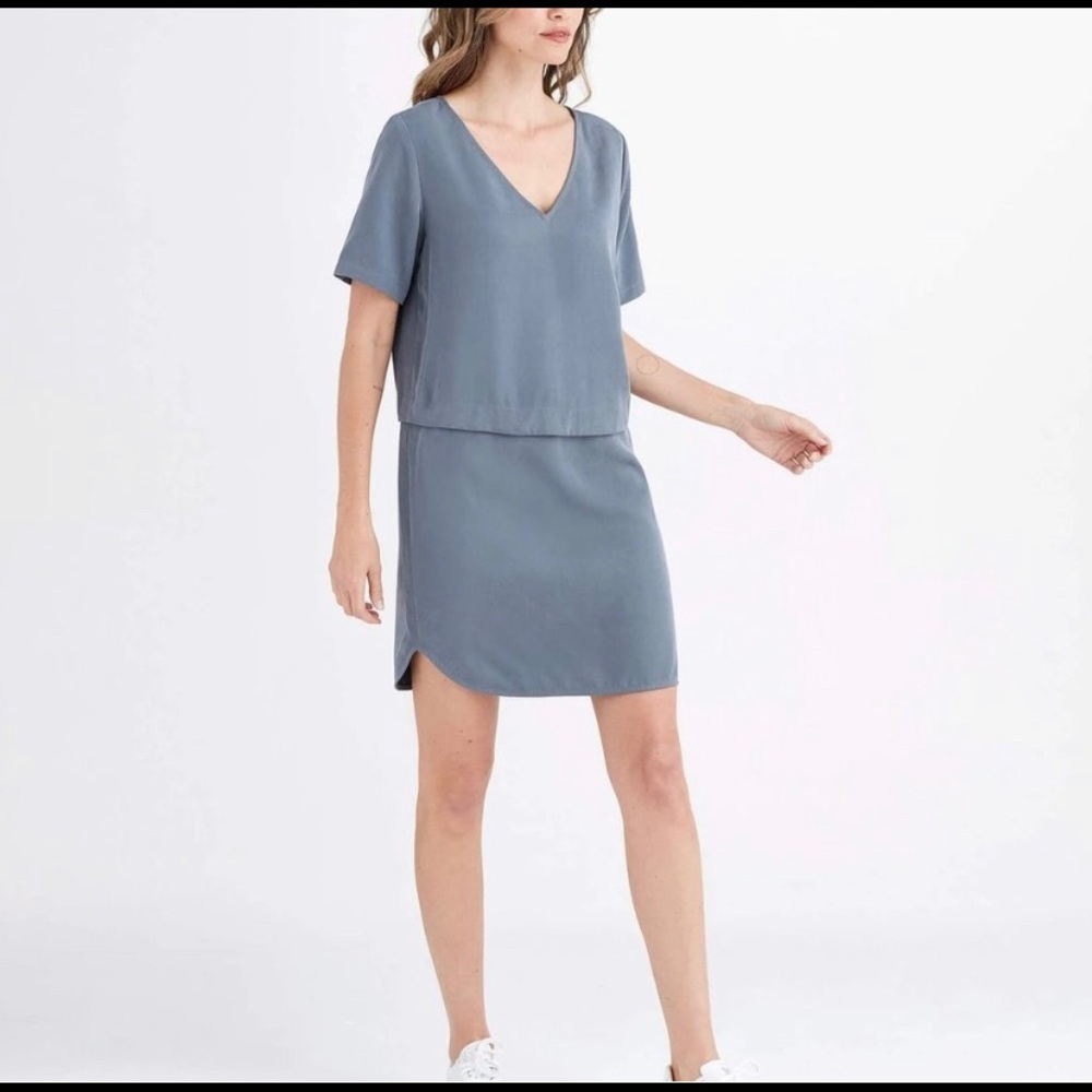 EUC Vetta capsule dress/shirt size M